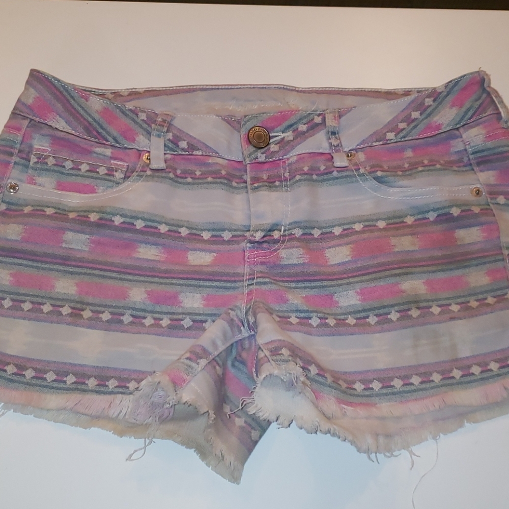 American Eagle size 10 Aztec Print Shorts